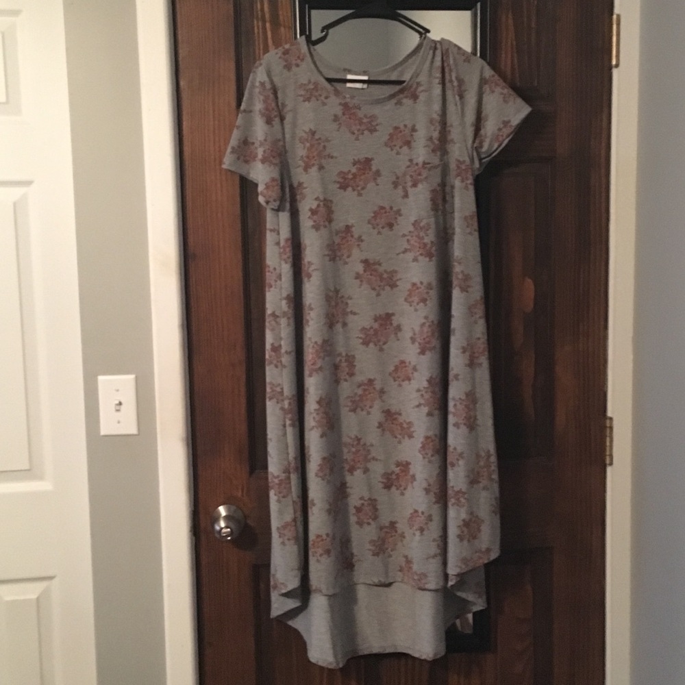 LuLaRoe floral Carly